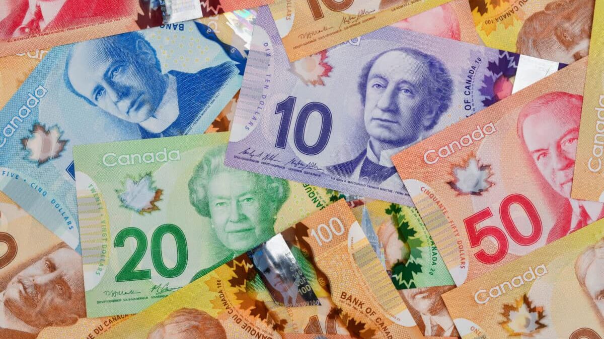 Canadian Dollars bills