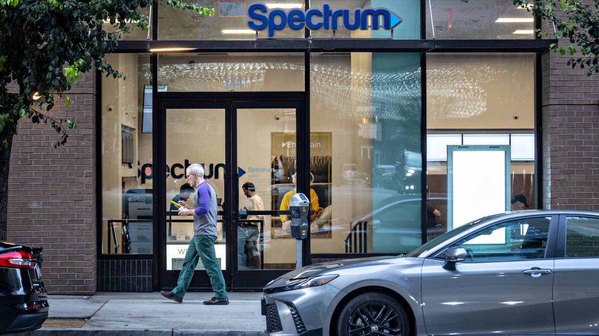 Spectrum faces new customer problem after Cox acquisition